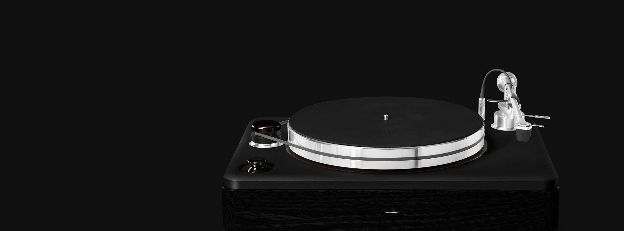 Shinola Runwell Turntable Black